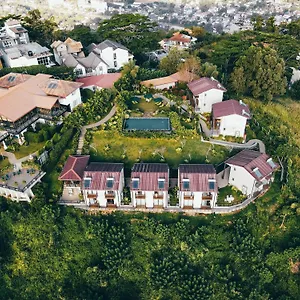 Fox Hotel