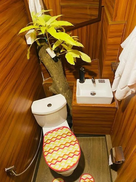 Kandy Tree House